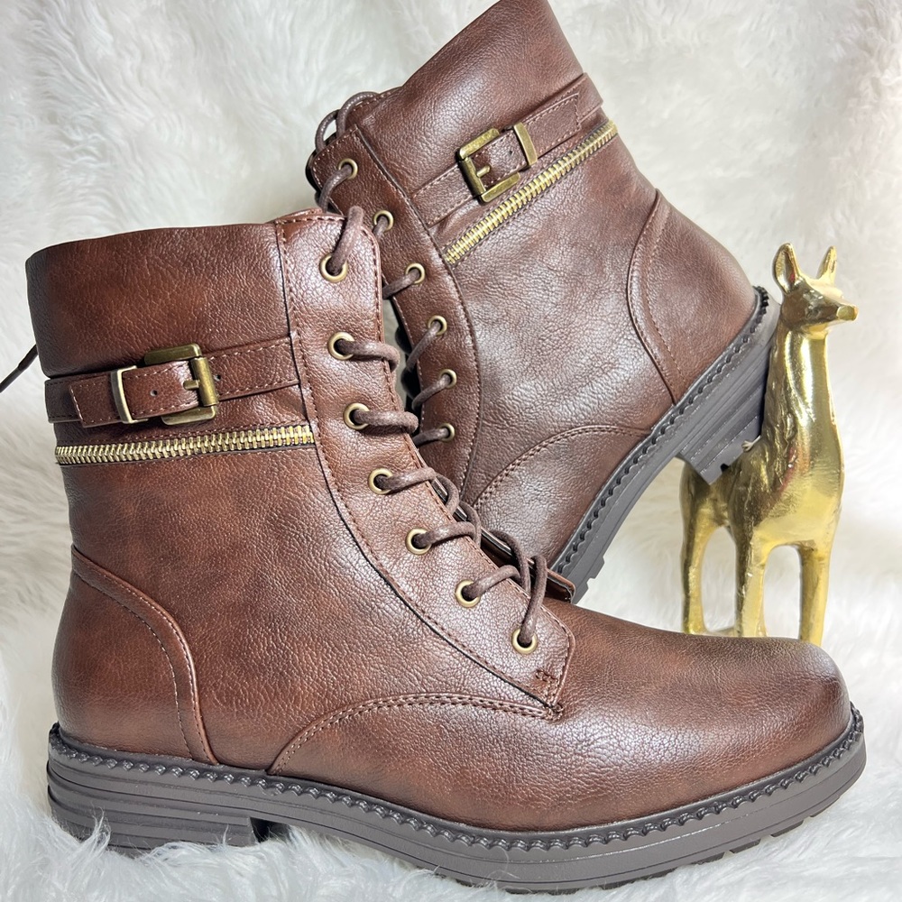 I.D. Required Women’s Ankle Boot Size 11 Brown Lace Up